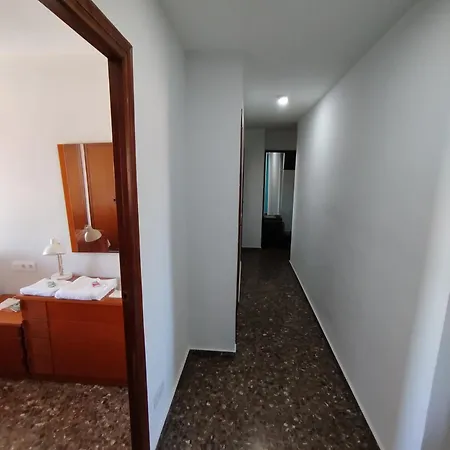 홈스테이 Alejandro 카스텔론델라플라나